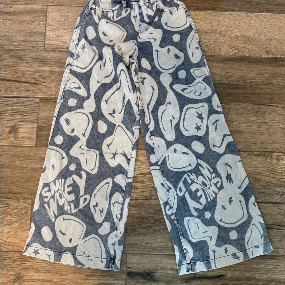 Smiley Face Wide-Leg Jeans